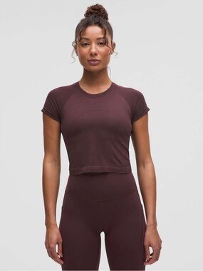 Lululemon Swiftly Tech Cropped Short-Sleeve Shirt 2.0